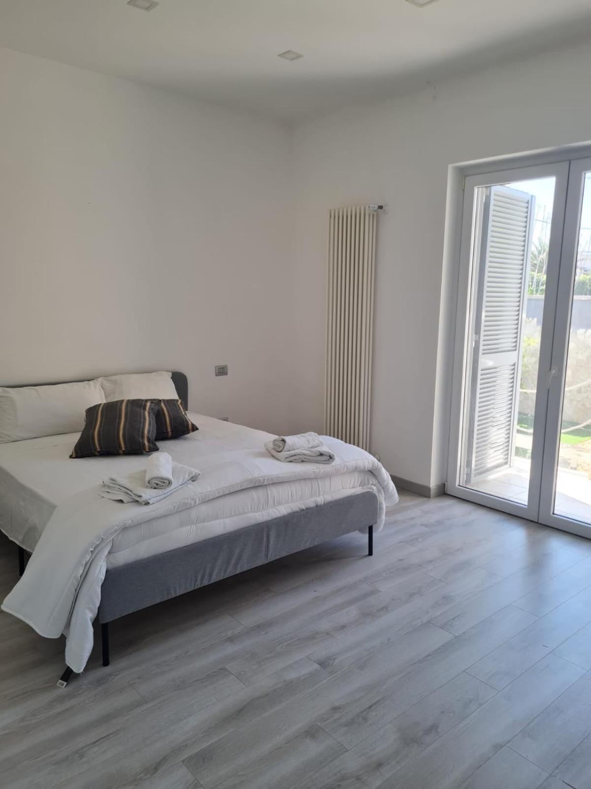 מלון בארי Casa Viky מראה חיצוני תמונה